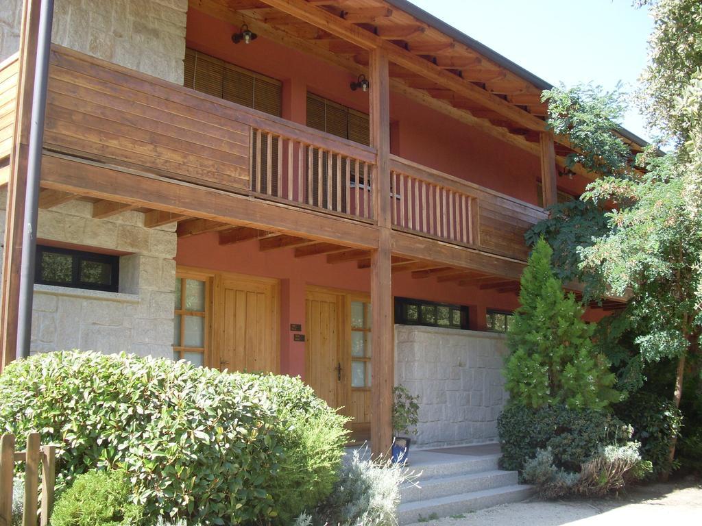 Hotel Sara De Ur La Cabrera Eksteriør bilde