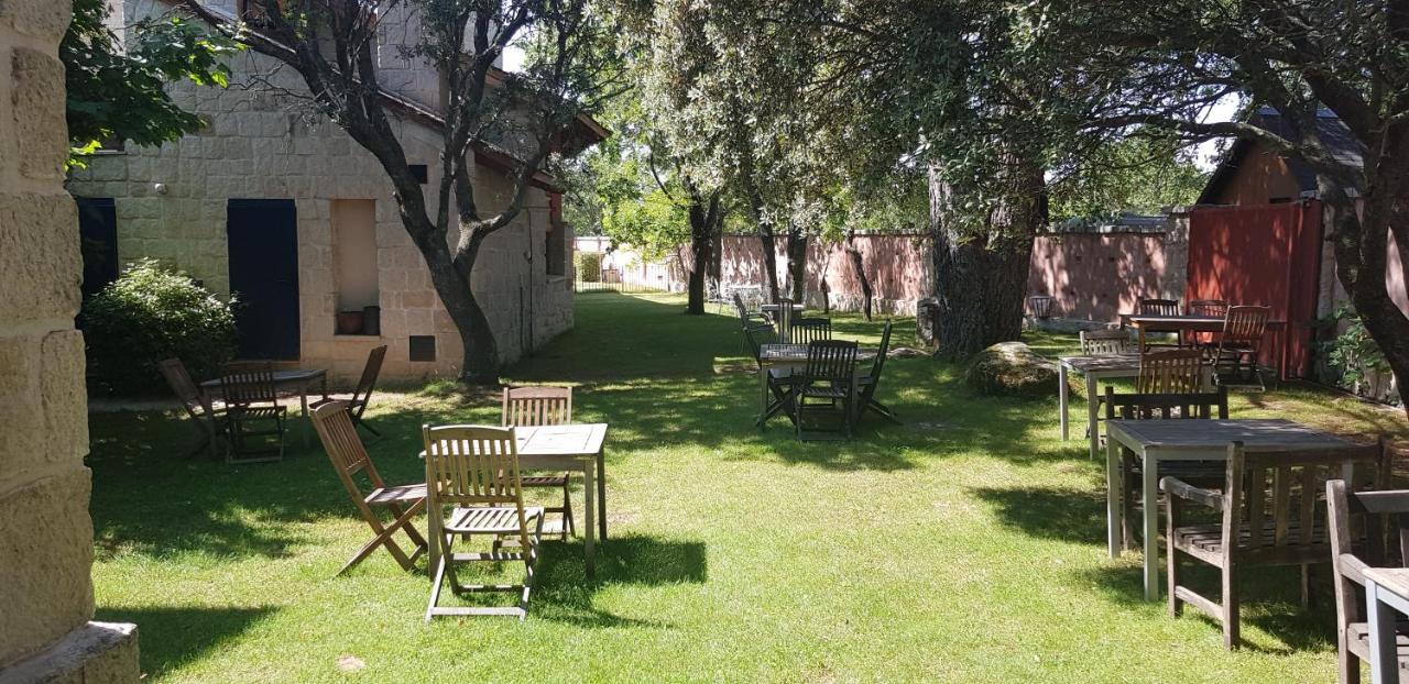 Hotel Sara De Ur La Cabrera Eksteriør bilde