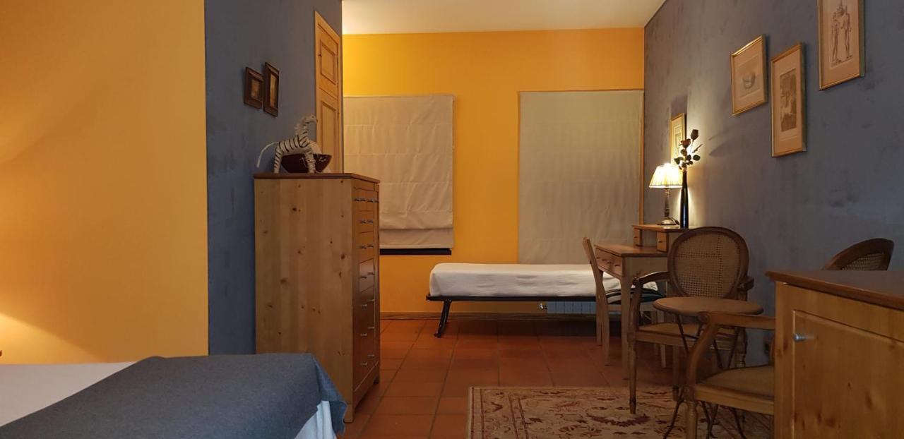 Hotel Sara De Ur La Cabrera Eksteriør bilde